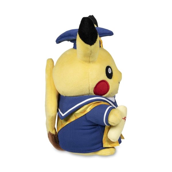 Absolvent Pikachu Pl&uuml;schfigur 16cm - Pokemon Kuscheltier